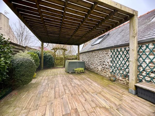 Propriété à vendre 15 pièces LANNILIS (29)