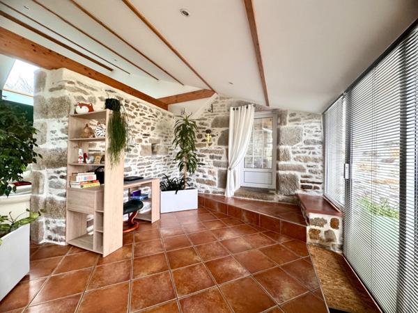 Propriété à vendre 15 pièces LANNILIS (29)