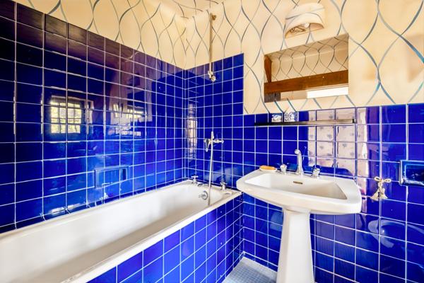 Janville-sur-Juine (91510) Maison de Maître en pierre du XIXe siècle avec parc arboré et piscine, à 45 min de Paris