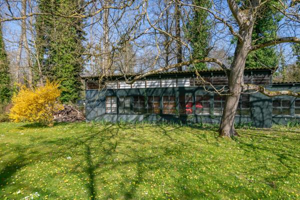 Janville-sur-Juine (91510) Maison de Maître en pierre du XIXe siècle avec parc arboré et piscine, à 45 min de Paris