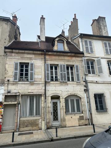 DIJON CENTRE : APPARTEMENT 3 CHAMBRES - CAVES