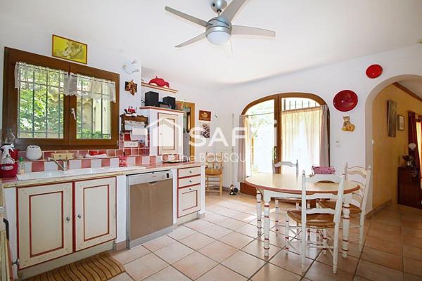 Maison 183 m2 - jardin paysagé - piscine - garage