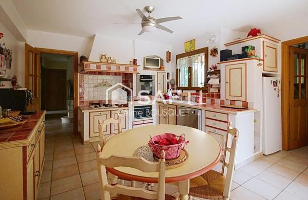 Maison 183 m2 - jardin paysagé - piscine - garage