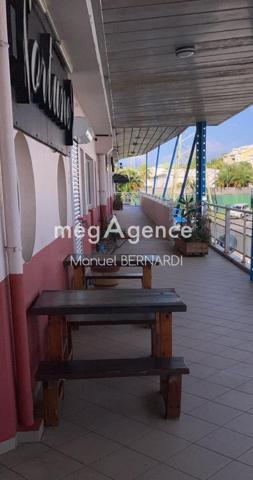 Fonds De Commerce à BAIE-MAHAULT, 97122 - 160m²