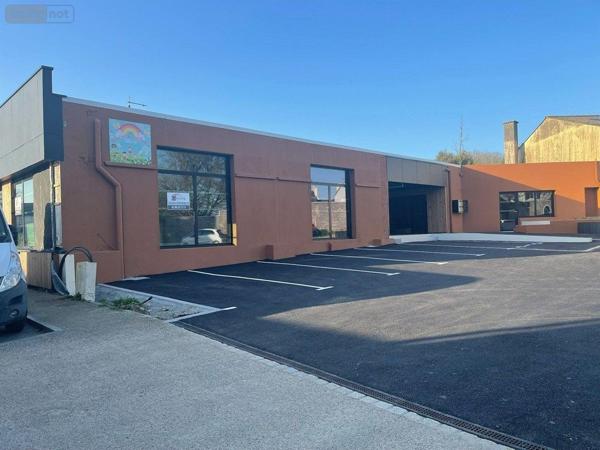 Local mixte (Professionnel/Habitation) à vendre à Ploudalmézeau dans le Finistère (29830), ref : 578