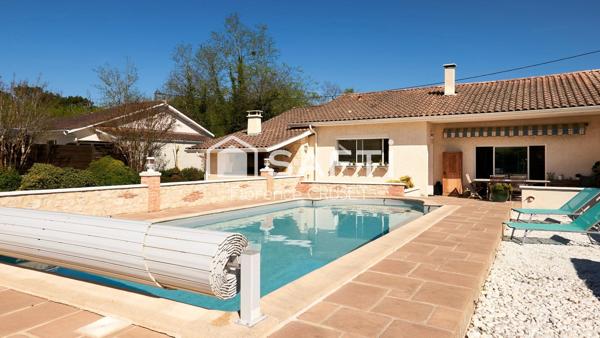 Maison 4 chambres plain-pied piscine sans vis-à-vis