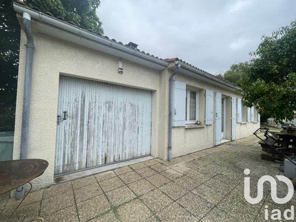 House for sale 4 rooms 82 m² Saint-Sulpice-de-Royan