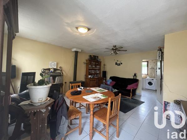 House for sale 4 rooms 82 m² Saint-Sulpice-de-Royan