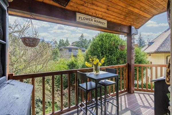 Duplex T3 avec terrasse, vue château – Menthon-Saint-Bernard