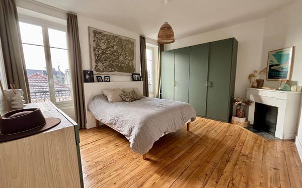 Appartement à vendre    3 pièces • 86,54 m2 Pau