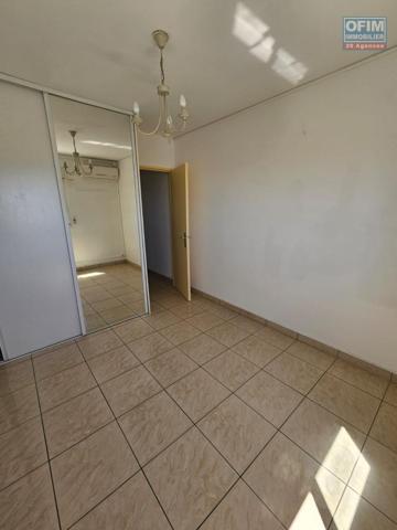 Appartement T3/T4 à Saint-Denis dans le Carré d’Or avec vue mer & montagne