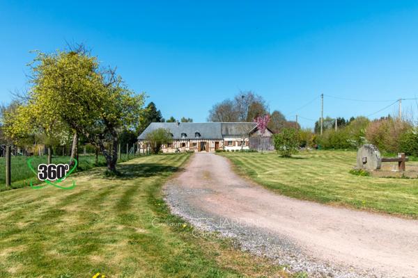 Maison en colombage 6 pièces AUBRY LE PANTHOU (61)