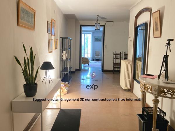 Grande maison de village 388 m² avec jardin – Centre Solliès-Pont