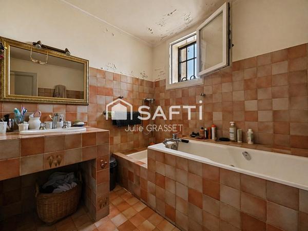 Cœur de ville Béziers, appartement lumineux et fonctionnel;