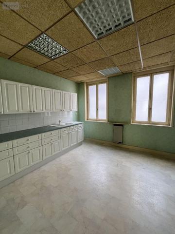 Local d'activité à vendre à Boulogne-sur-Mer dans le Pas-de-Calais (62200), ref : 821