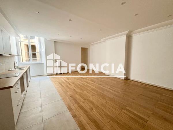 Location Appartement 5 pièces 126.57 m² - 8 RUE DU PLATRE Lyon 69001