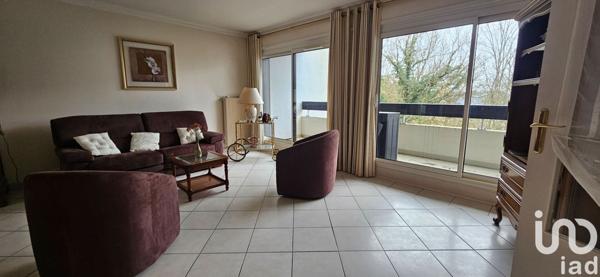 Appartement 4 pièces de 83 m² à Le Coudray-Montceaux (91830)