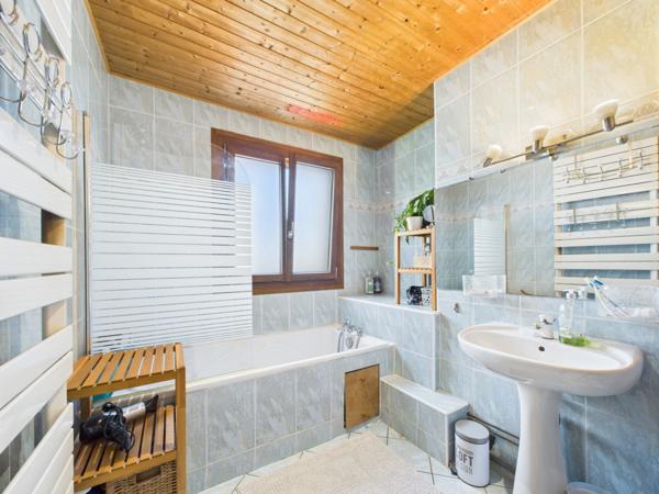 Maison à vendre 6 pièces LES MOLLETTES (73)