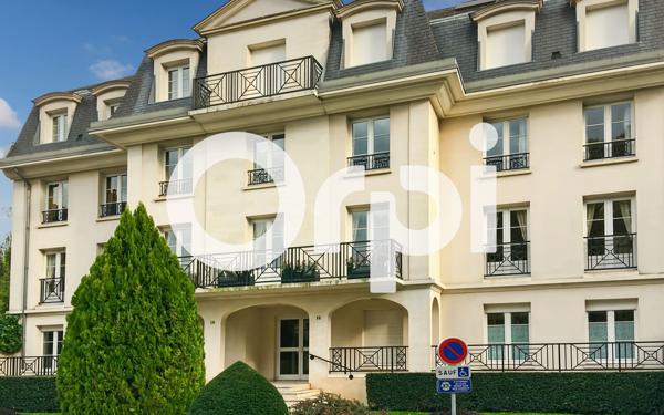 Stationnement à louer    12 m2 Senlis