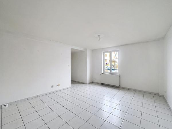 Appartement 1 pièce - RUE DE NANCY