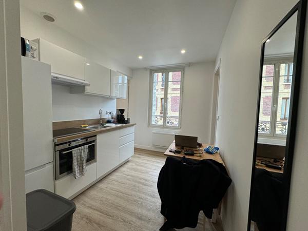 A LOUER - F2 - MEUBLE