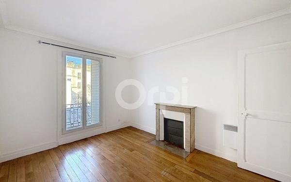 Appartement à vendre    2 pièces • 39,82 m2 Paris 15