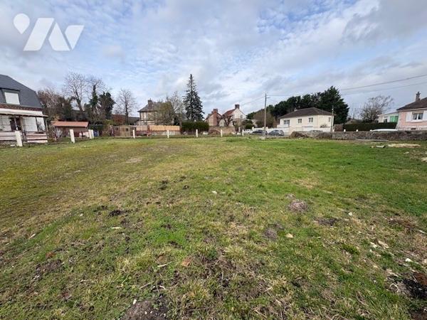 TERRAIN A BATIR DE 1124M² DE GOURNAY