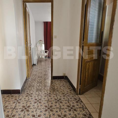 À SAISIR ! Grande Villa traversantes T6 de 161 m² Entre le 4ème et 12ème secteur Montolivet, Chartre