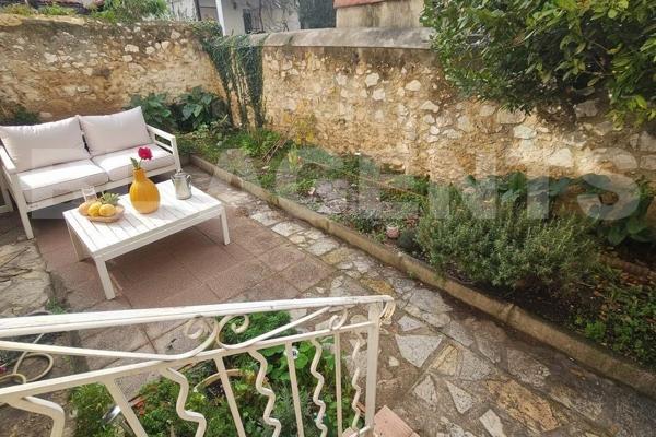 À SAISIR ! Grande Villa traversantes T6 de 161 m² Entre le 4ème et 12ème secteur Montolivet, Chartre