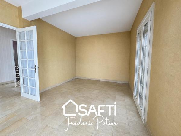 maison sur sous-sol de 5 chambres dont 2 en rez de chaussée