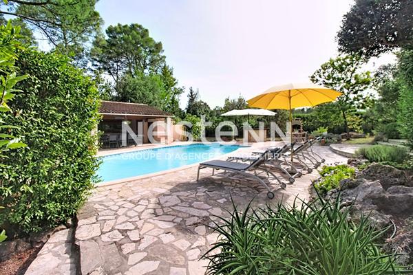 À VENDRE À LORGUES MAISON 183m² avec piscine et garage.