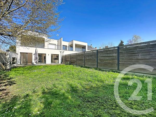 Maison à vendre  6 pièces - 139,16 m 2   RENNES  - 35