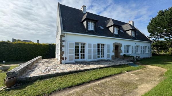 À VENDRE - PLOUHARNEL -Néo Bretonne avec terrain divisible