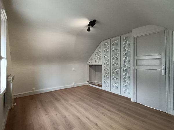 A LOUER MAISON FBG D'ISLE ST QUENTIN 02100