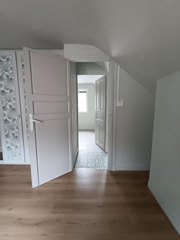 A LOUER MAISON FBG D'ISLE ST QUENTIN 02100