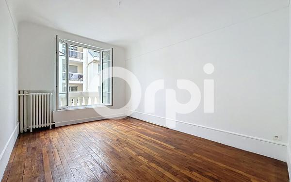 Appartement à louer    2 pièces •  Clamart