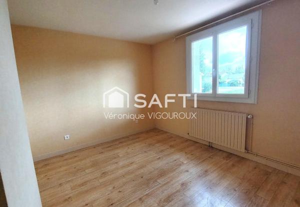 Jolie maison avec jardin aménagé