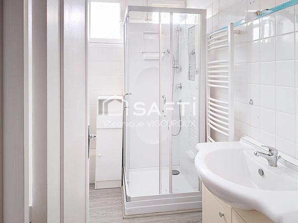 Jolie maison avec jardin aménagé