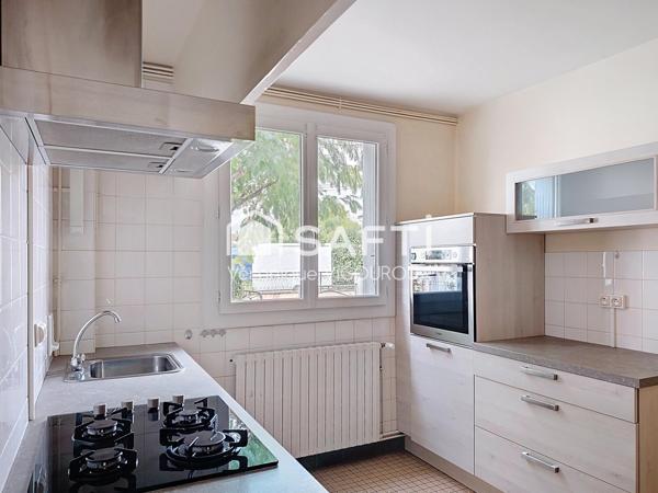 Jolie maison avec jardin aménagé