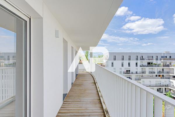 Appartement Rueil Malmaison 4 pièce(s) 82.29 m2 €624 000 ** - Référence 19708