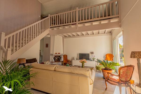 Maison à vendre |  Villenave-d'Ornon |  6 pièces | 146,2 m²