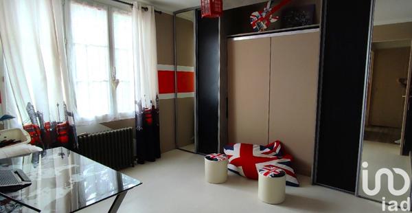 Maison 8 pièces de 150 m² à Niort (79000)