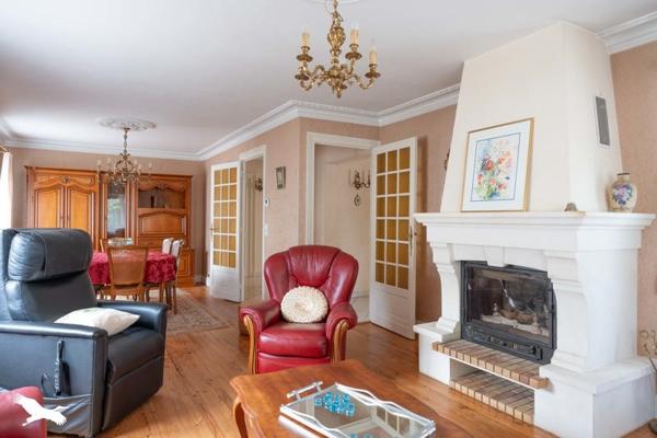 Maison à vendre |  Jonzac |  6 pièces | 179 m²