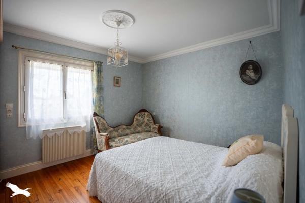 Maison à vendre |  Jonzac |  6 pièces | 179 m²