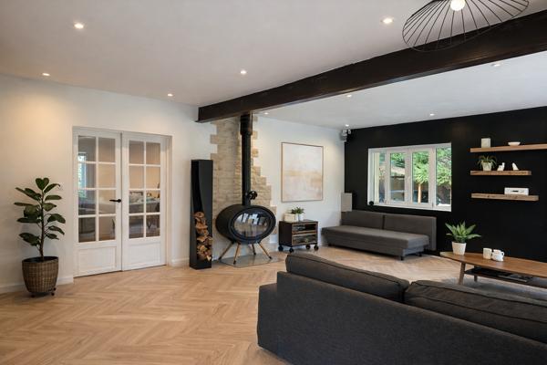 Lamorlaye, Maison- 10 pièces, 289 m² sur terrain de 2814 m², piscine
