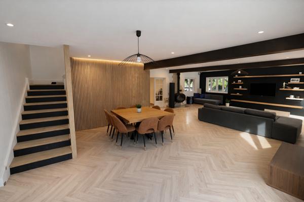Lamorlaye, Maison- 10 pièces, 289 m² sur terrain de 2814 m², piscine