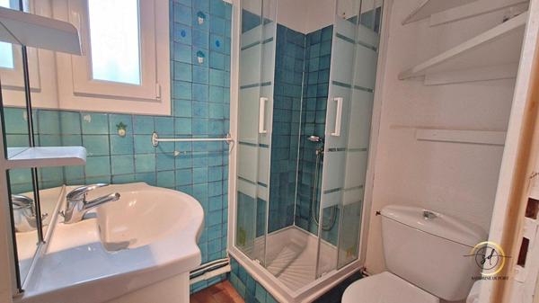 APPARTEMENT duplex , T3 Terrasse , place de parking à deux pas de la plage