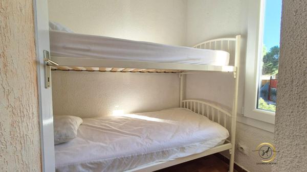 APPARTEMENT duplex , T3 Terrasse , place de parking à deux pas de la plage