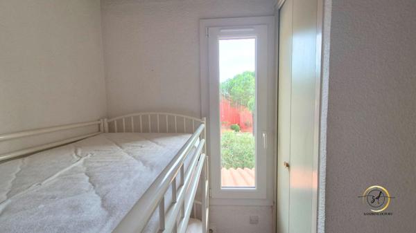 APPARTEMENT duplex , T3 Terrasse , place de parking à deux pas de la plage