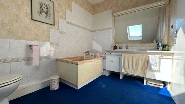 Luxury Properties - Maison d'Architecte à Vendre à Guyancourt - 7 pièces